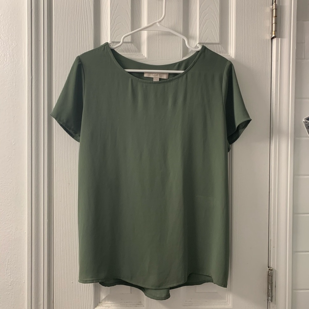 LOFT short sleeve blouse size M